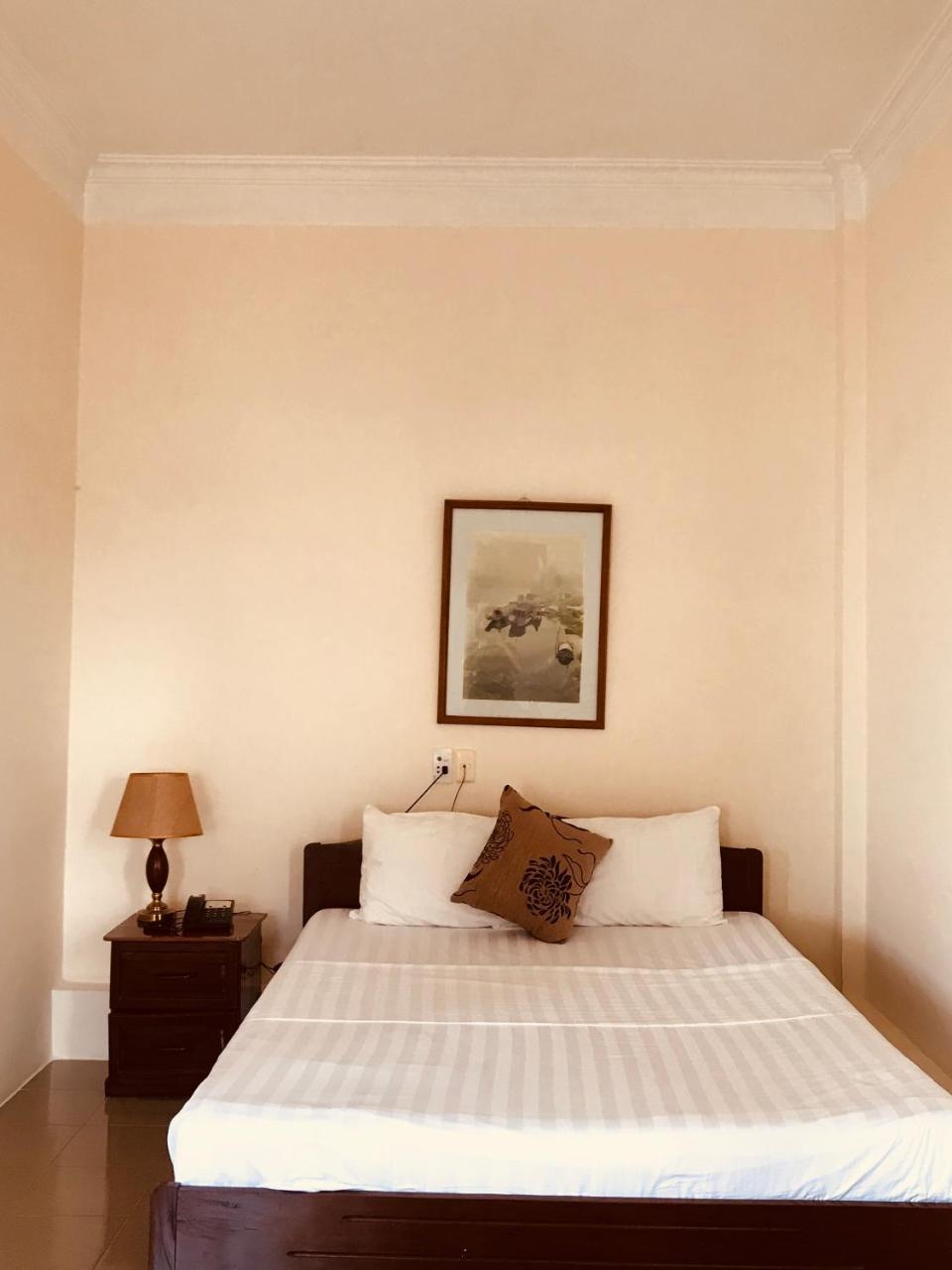 Nam Long Hotel Dong Hoi Exterior foto