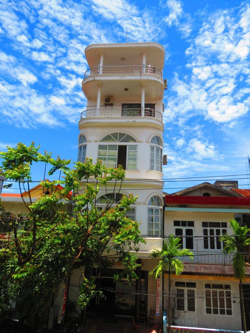 Nam Long Hotel Dong Hoi Exterior foto